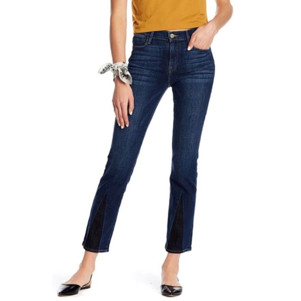 FRAME Denim Le High Straight in Gusset Bay. Size 28